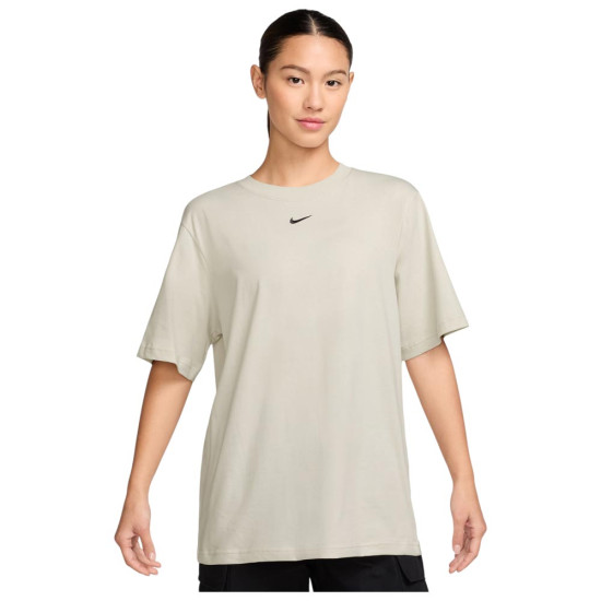 Nike Γυναικεία κοντομάνικη μπλούζα Sportswear Essential